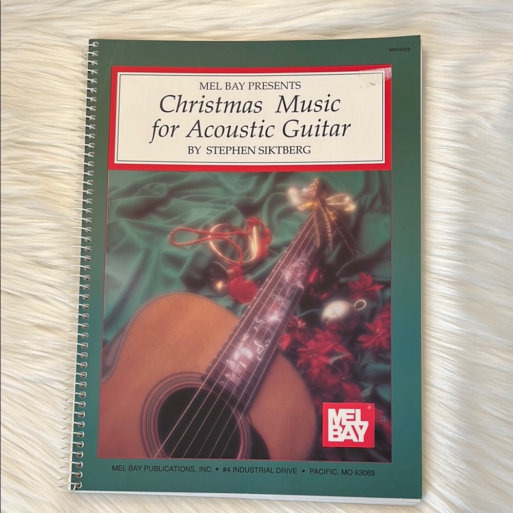 Christmas Music for Acoustic Guitar Book